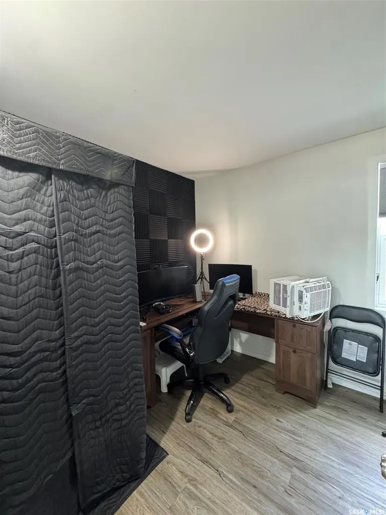 962 109th Street North Battleford SK S9A 2E2
