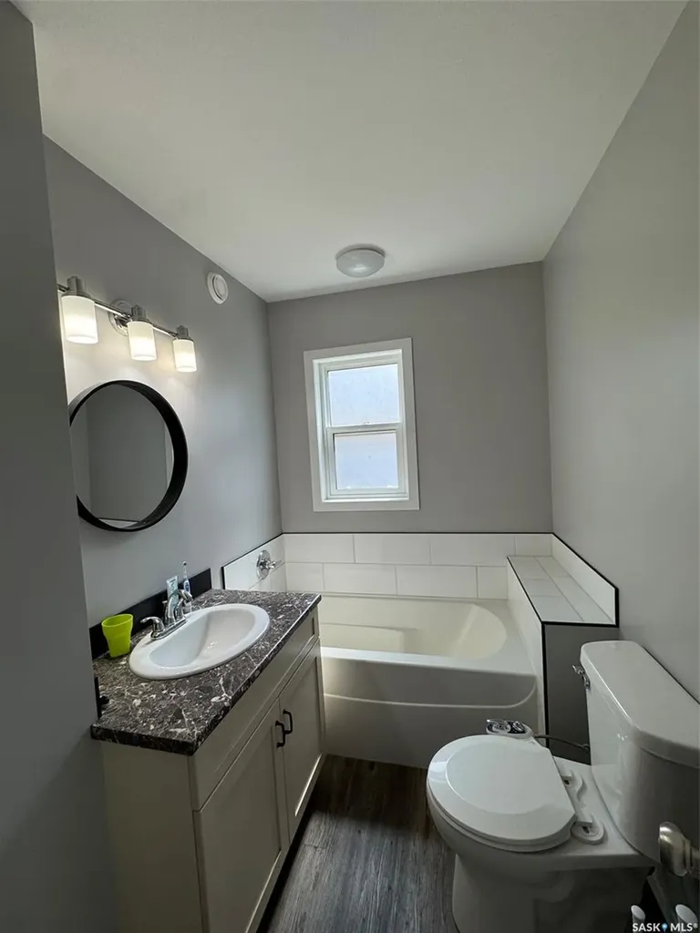 962 109th Street North Battleford SK S9A 2E2