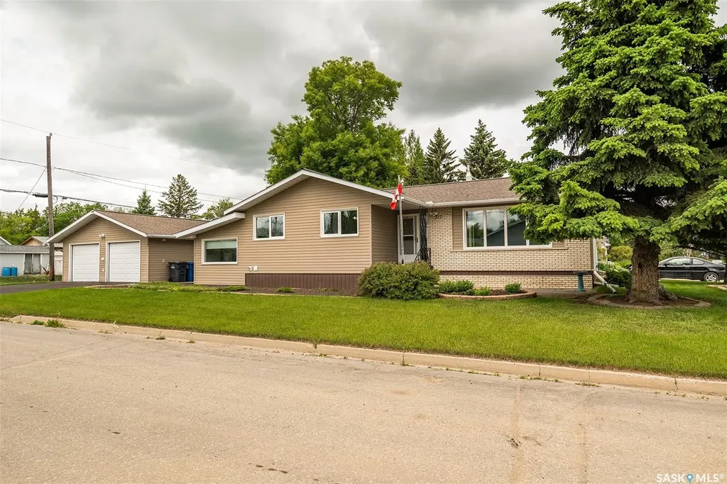 217 8th Street E Wynyard SK S0A 4T0