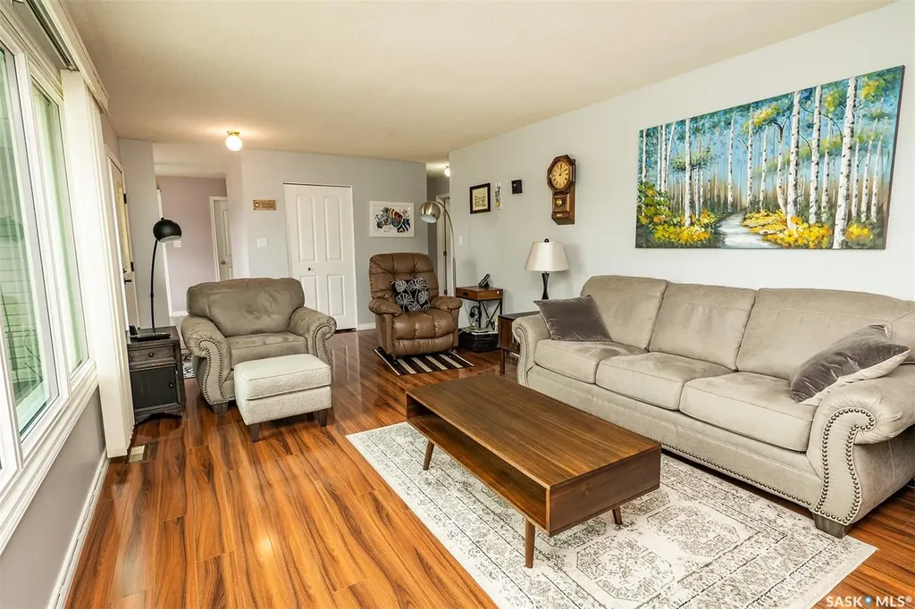 217 8th Street E Wynyard SK S0A 4T0