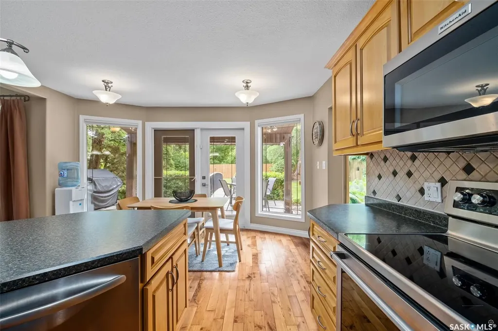 1293 Amos Place Prince Albert SK S6V 7A5