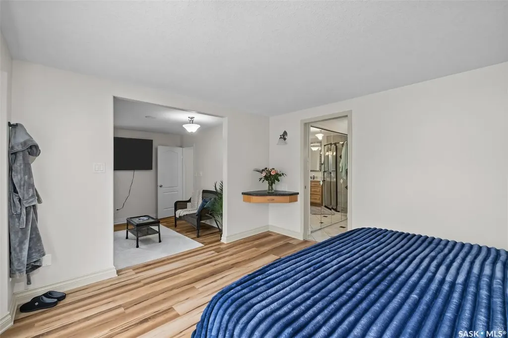 1293 Amos Place Prince Albert SK S6V 7A5