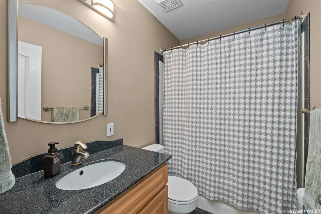 1293 Amos Place Prince Albert SK S6V 7A5