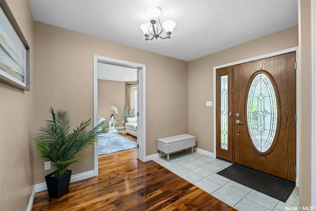 1293 Amos Place Prince Albert SK S6V 7A5