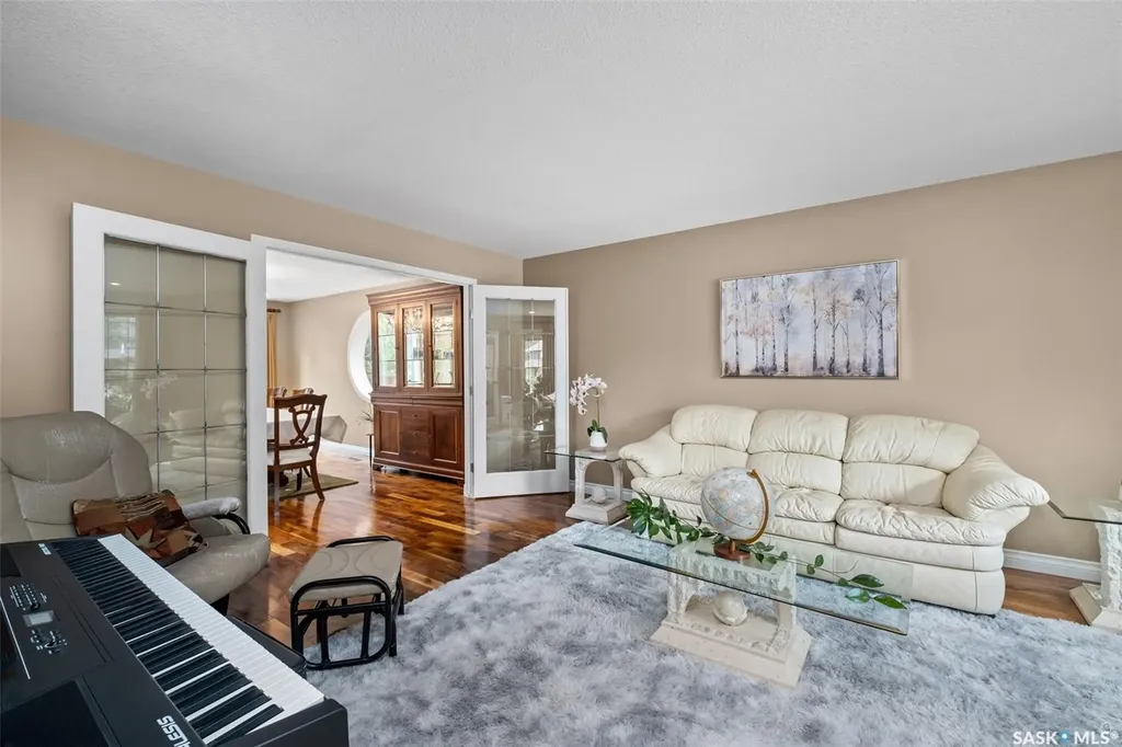 1293 Amos Place Prince Albert SK S6V 7A5