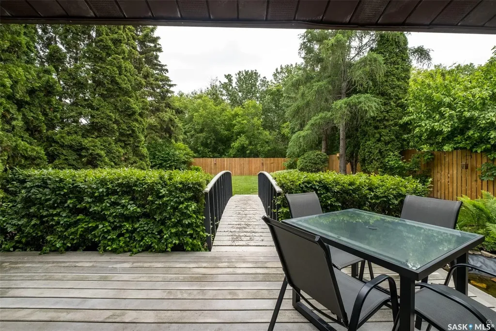 1293 Amos Place Prince Albert SK S6V 7A5
