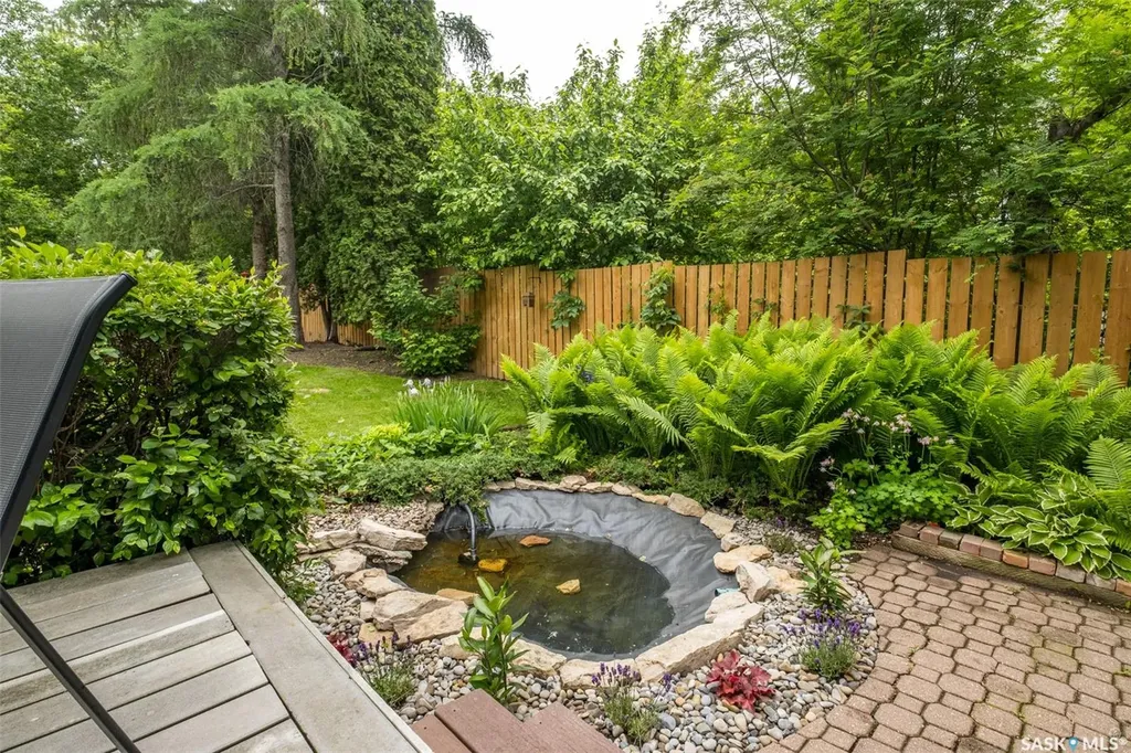 1293 Amos Place Prince Albert SK S6V 7A5