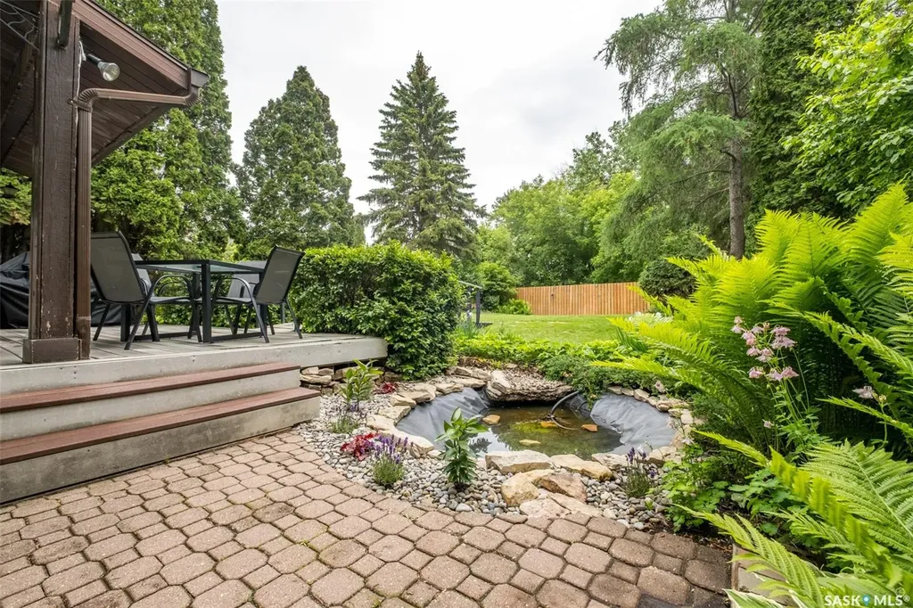 1293 Amos Place Prince Albert SK S6V 7A5