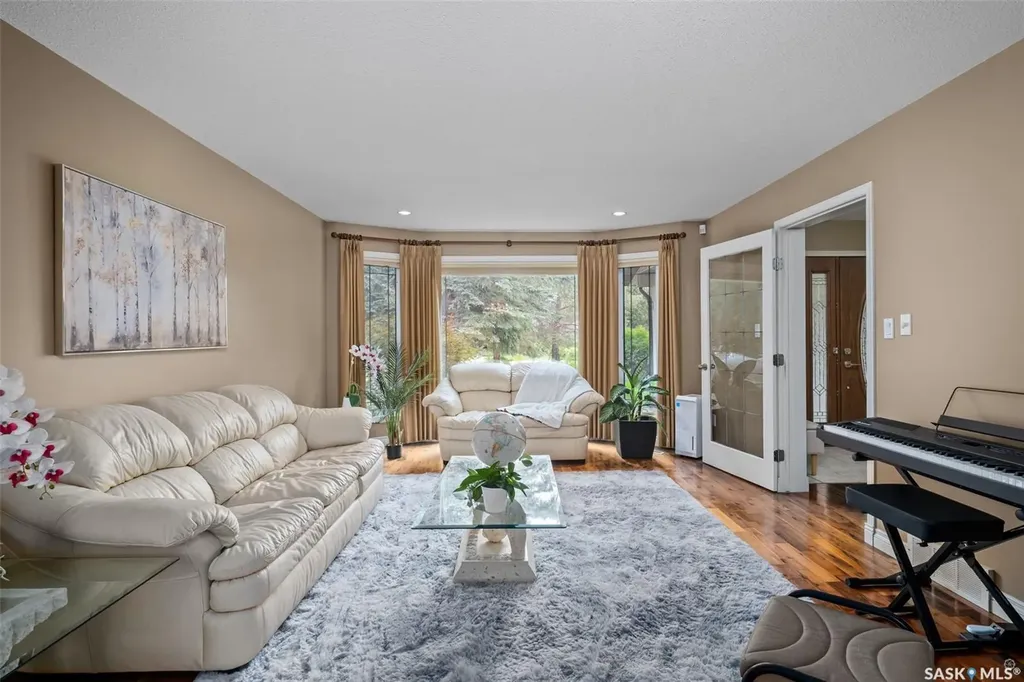 1293 Amos Place Prince Albert SK S6V 7A5