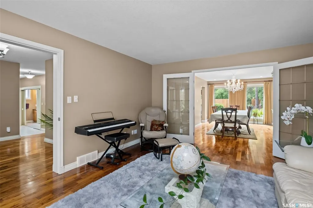 1293 Amos Place Prince Albert SK S6V 7A5