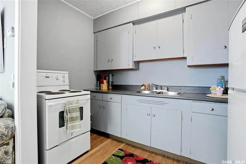 400 4th Avenue N Saskatoon SK S7K 2M3