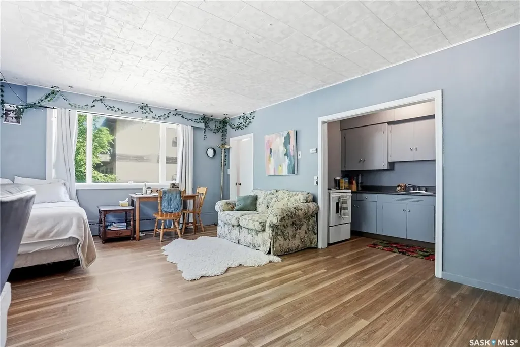400 4th Avenue N Saskatoon SK S7K 2M3