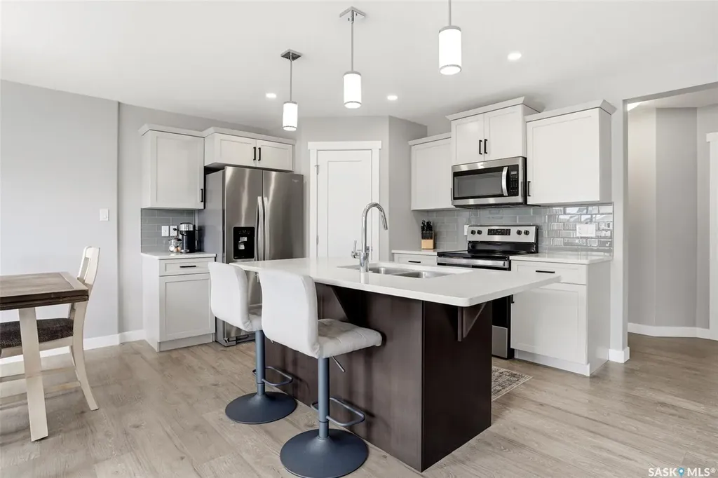 4509 E Keller Avenue Regina SK S4V 1P4