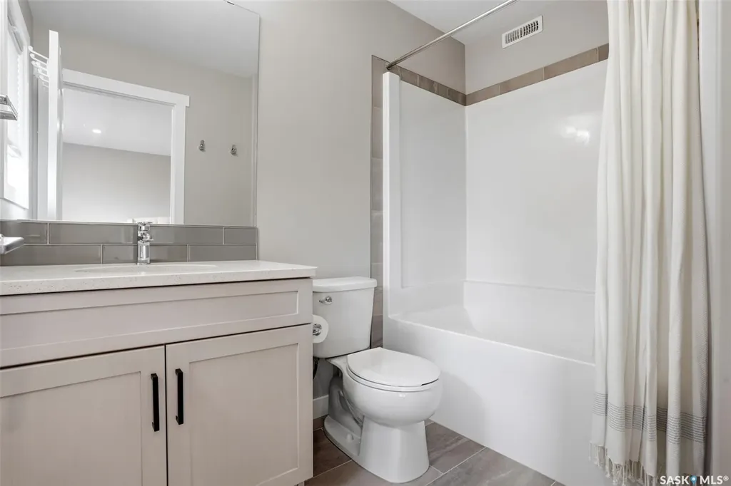 4509 E Keller Avenue Regina SK S4V 1P4