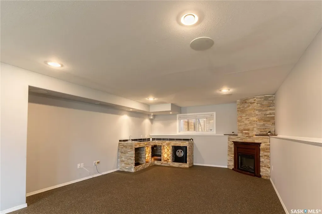 708 6th Avenue S Martensville SK S0K 2T0