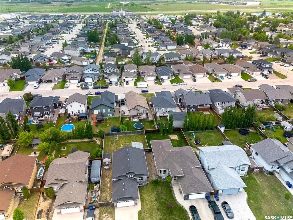 708 6th Avenue S Martensville SK S0K 2T0
