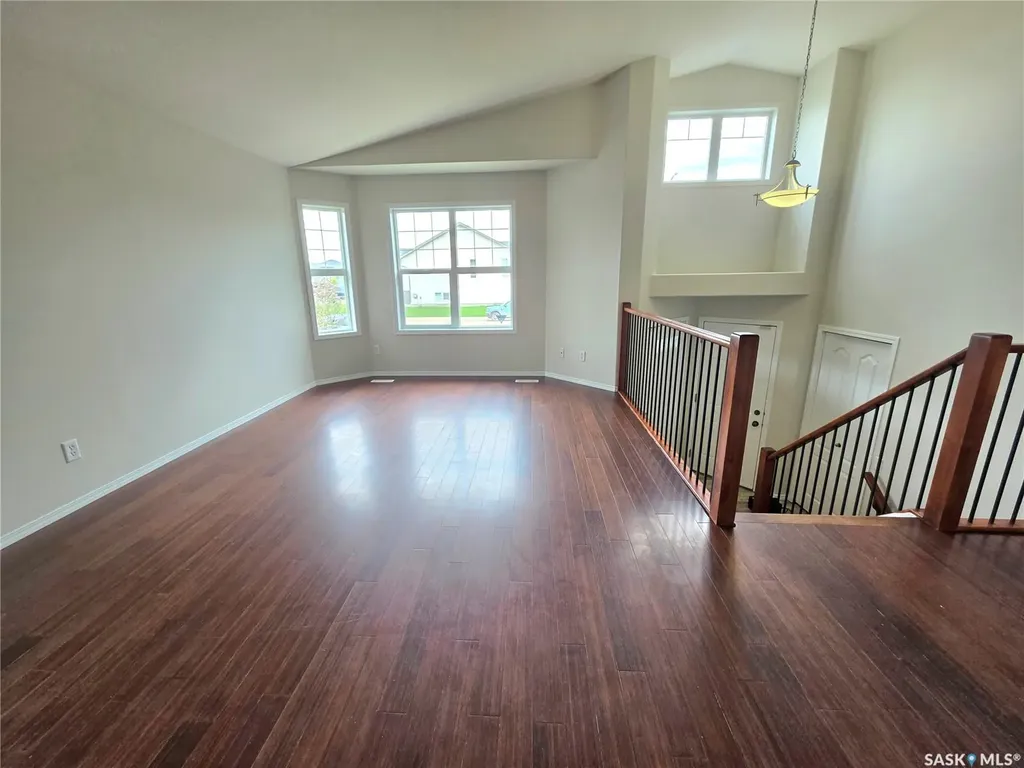 708 6th Avenue S Martensville SK S0K 2T0