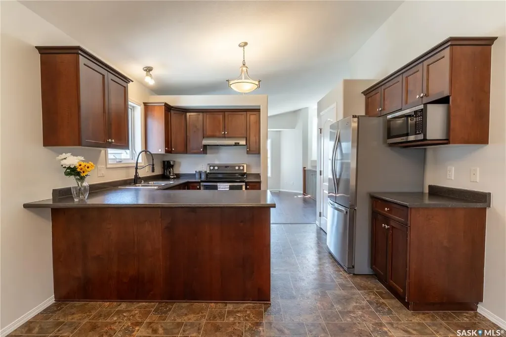 708 6th Avenue S Martensville SK S0K 2T0