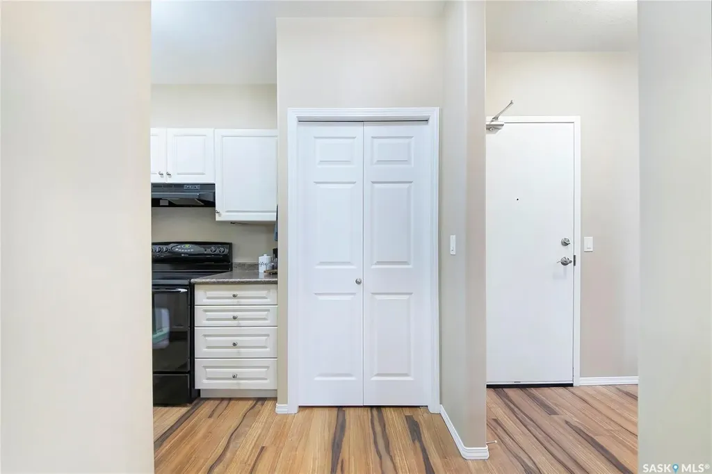 928 Heritage View Saskatoon SK S7H 5T7