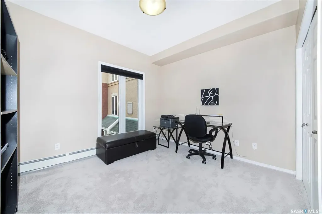 928 Heritage View Saskatoon SK S7H 5T7
