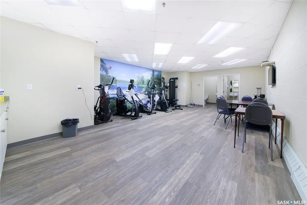 928 Heritage View Saskatoon SK S7H 5T7