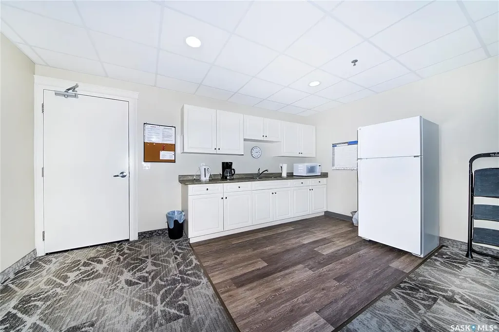 928 Heritage View Saskatoon SK S7H 5T7