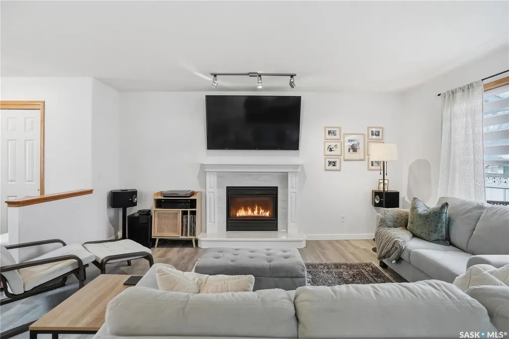 1663 Fenwick Crescent N Regina SK S4X 4N4