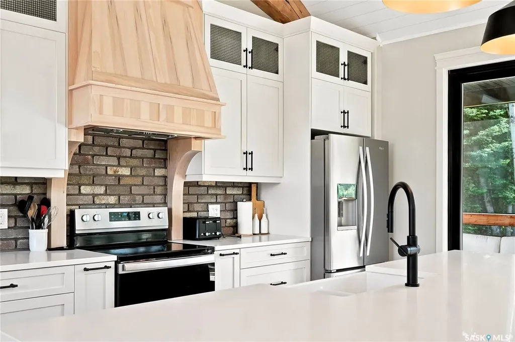 6 Rewerts Bay Candle Lake SK S0J 3E0