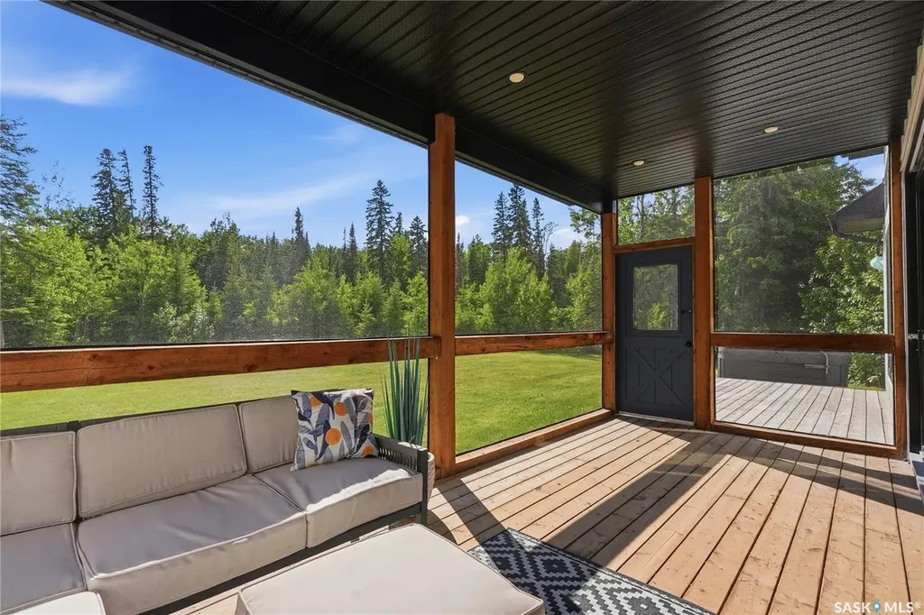6 Rewerts Bay Candle Lake SK S0J 3E0