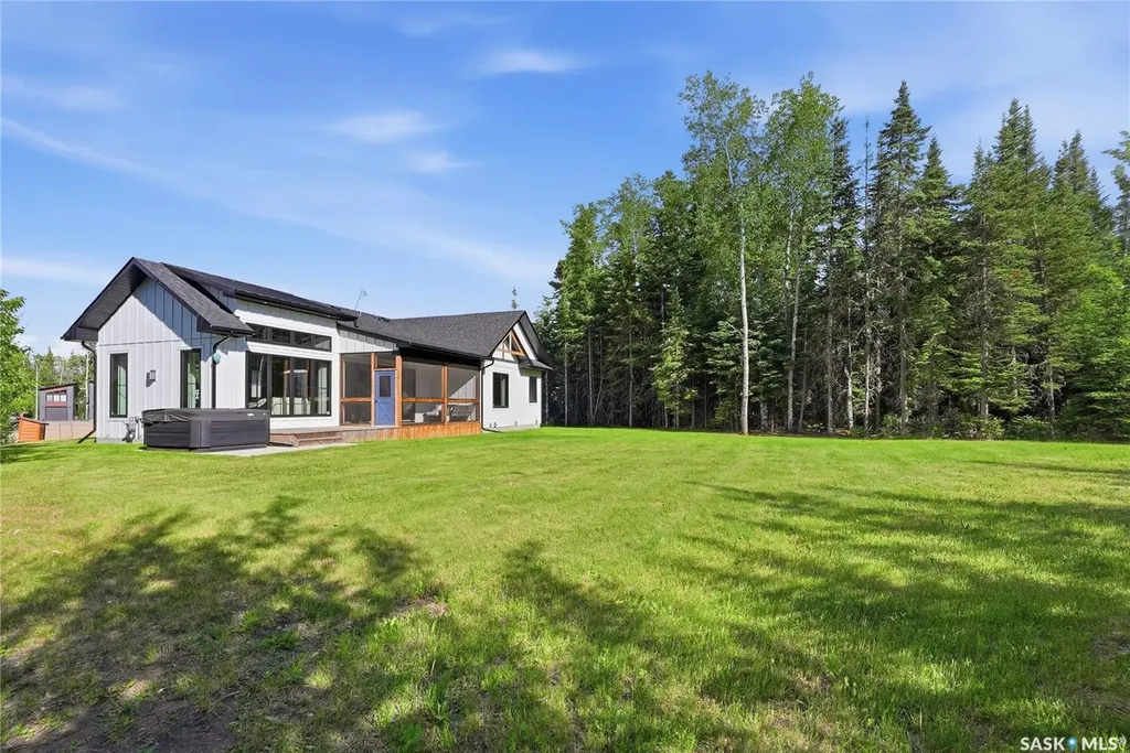 6 Rewerts Bay Candle Lake SK S0J 3E0