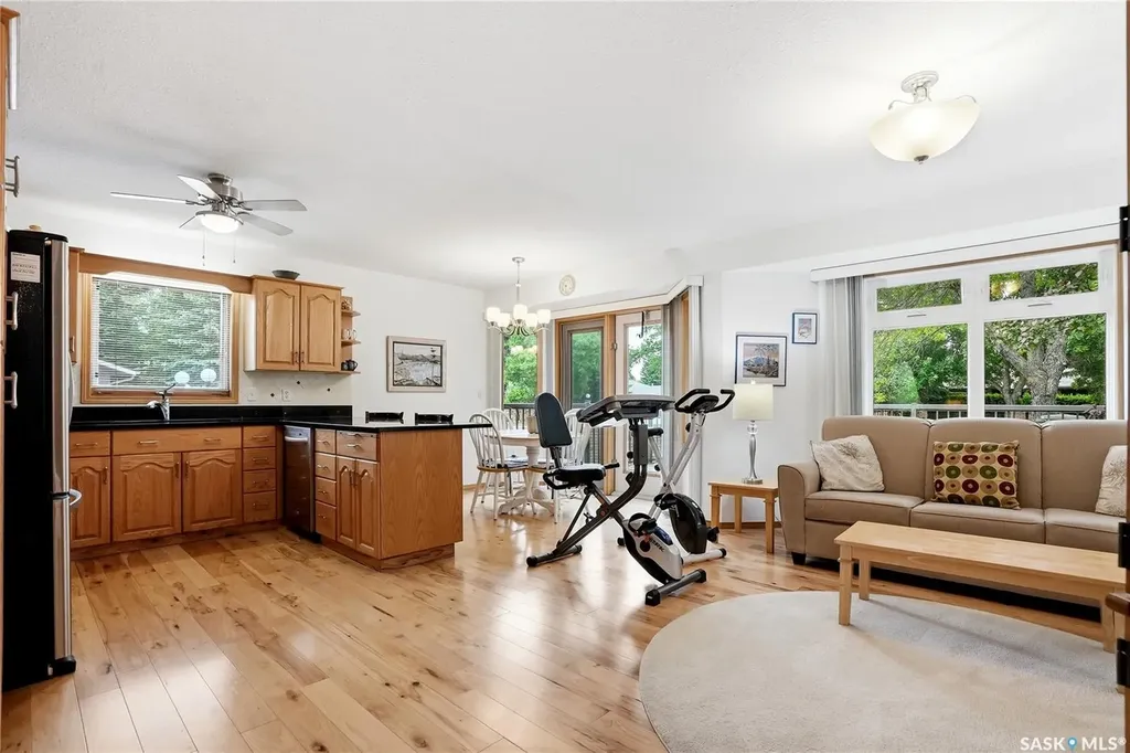 420 Heritage Crescent Saskatoon SK S7H 5P3