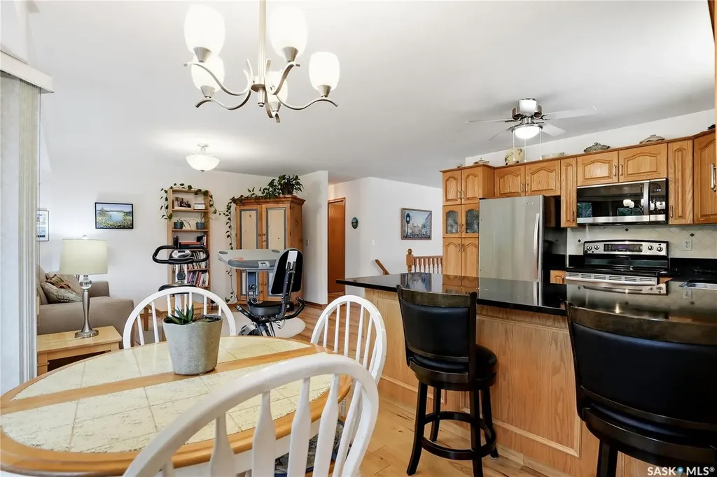 420 Heritage Crescent Saskatoon SK S7H 5P3