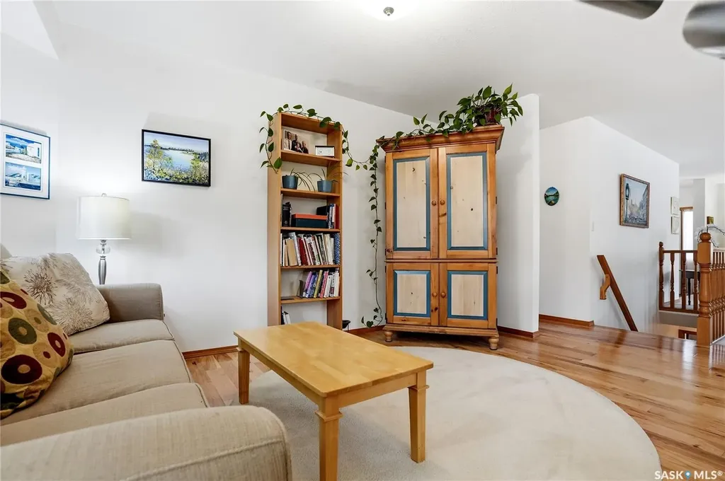 420 Heritage Crescent Saskatoon SK S7H 5P3