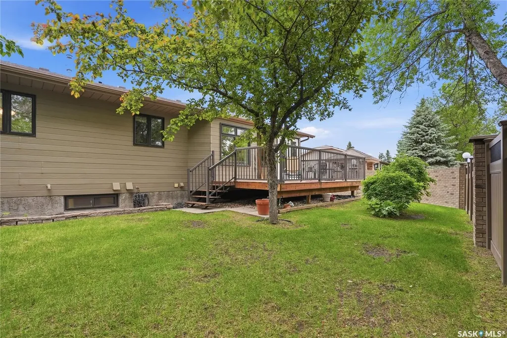 420 Heritage Crescent Saskatoon SK S7H 5P3