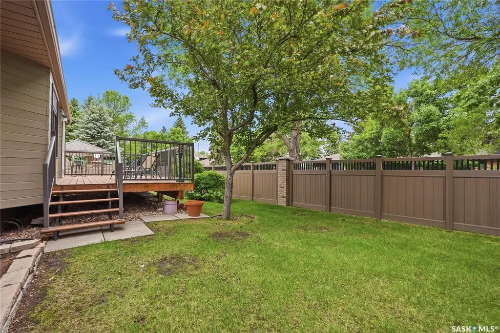 420 Heritage Crescent Saskatoon SK S7H 5P3