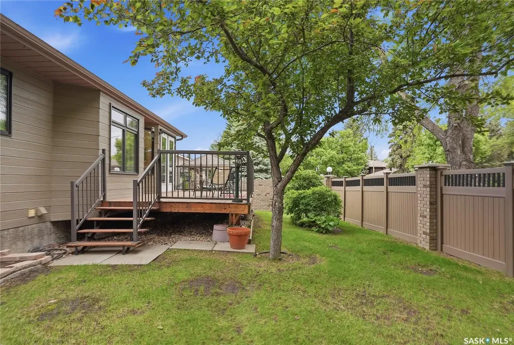 420 Heritage Crescent Saskatoon SK S7H 5P3