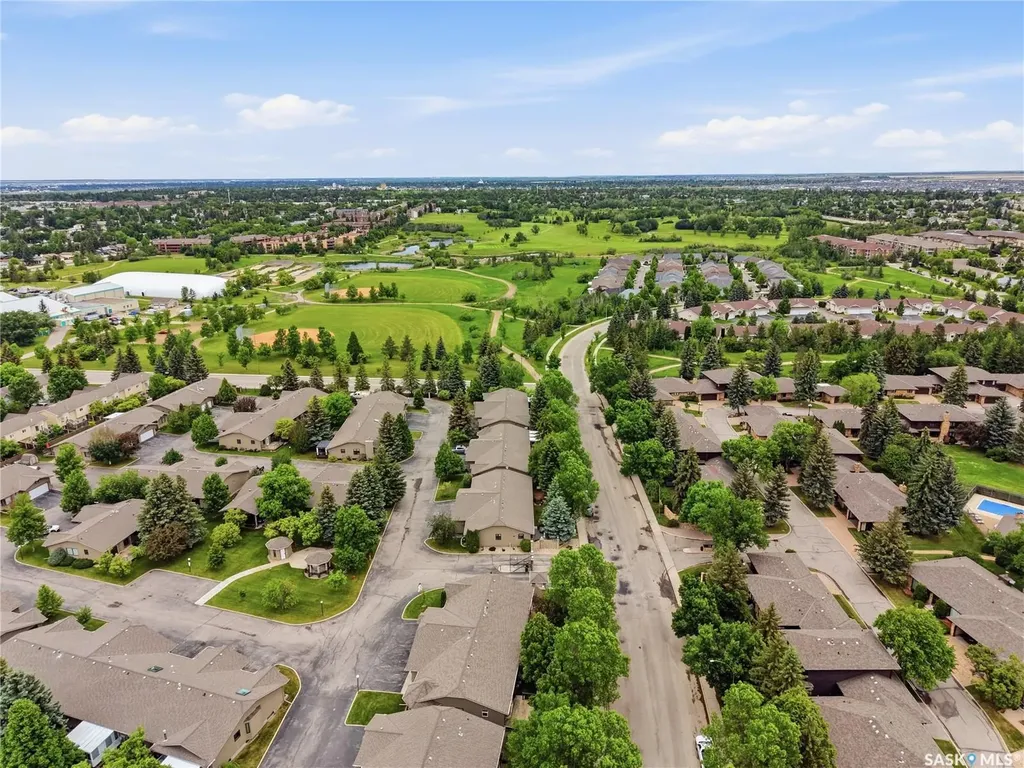 420 Heritage Crescent Saskatoon SK S7H 5P3