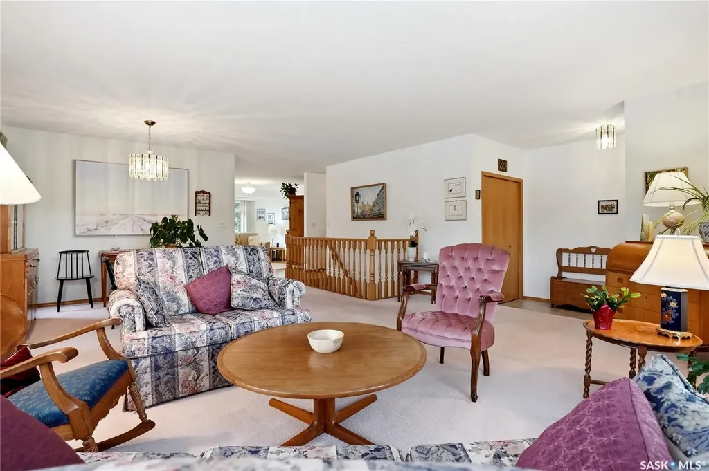 420 Heritage Crescent Saskatoon SK S7H 5P3