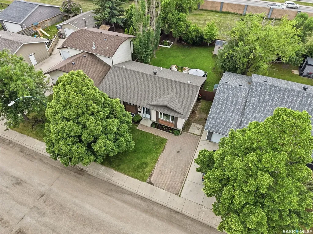 559 Nordstrum Road Saskatoon SK S7K 7X6