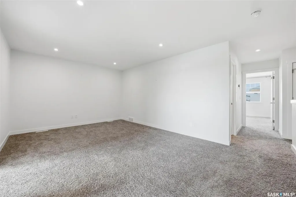 830 Kensington Boulevard Saskatoon SK S7L 6H1