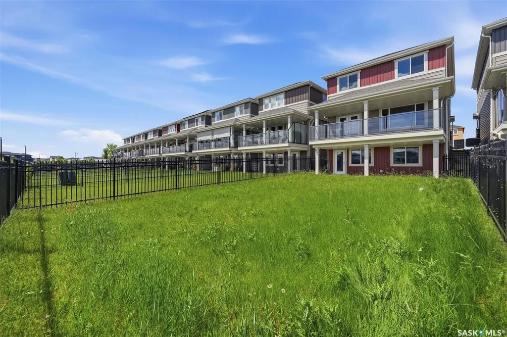 830 Kensington Boulevard Saskatoon SK S7L 6H1