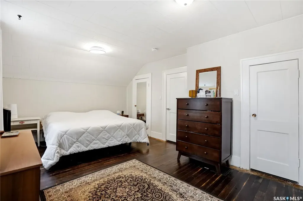 2124 Argyle Street Regina SK S4T 3S9
