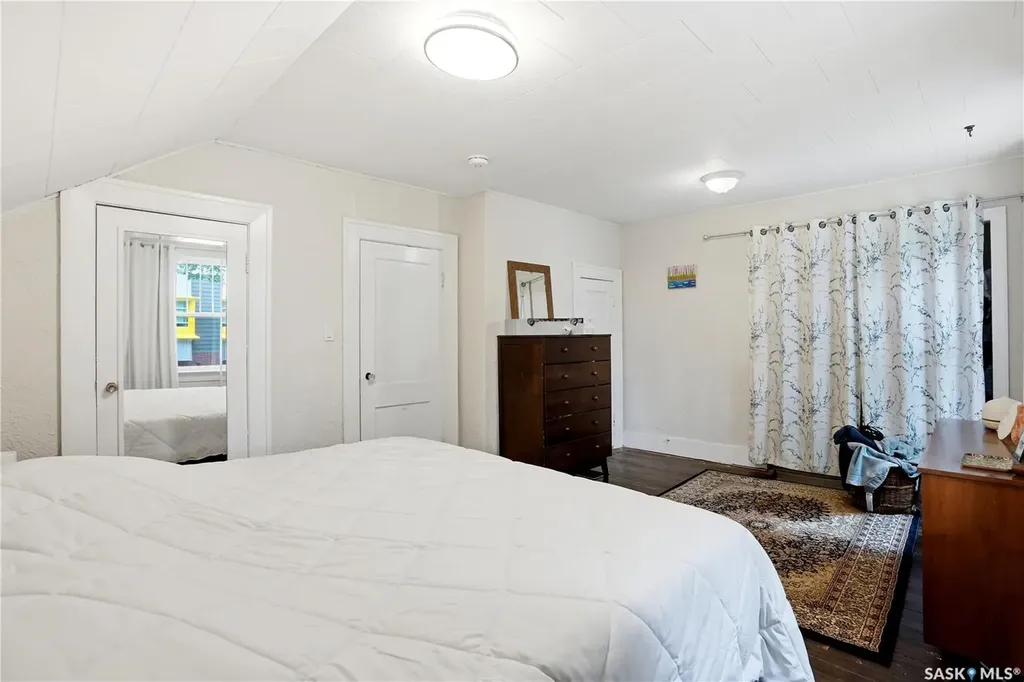 2124 Argyle Street Regina SK S4T 3S9