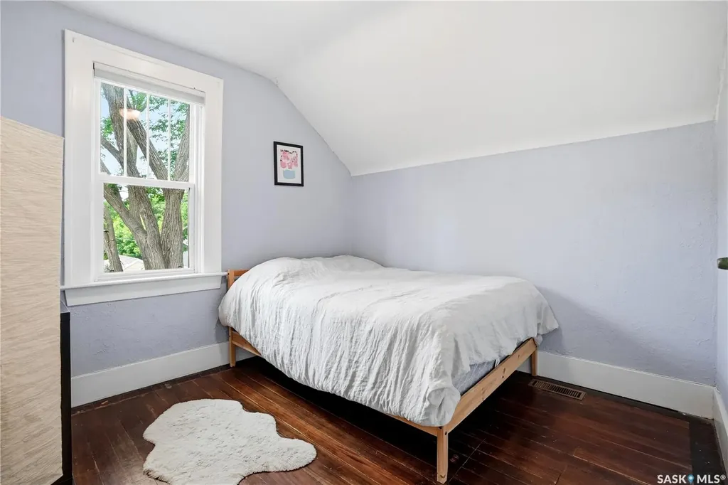 2124 Argyle Street Regina SK S4T 3S9