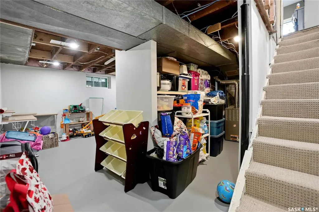 2124 Argyle Street Regina SK S4T 3S9