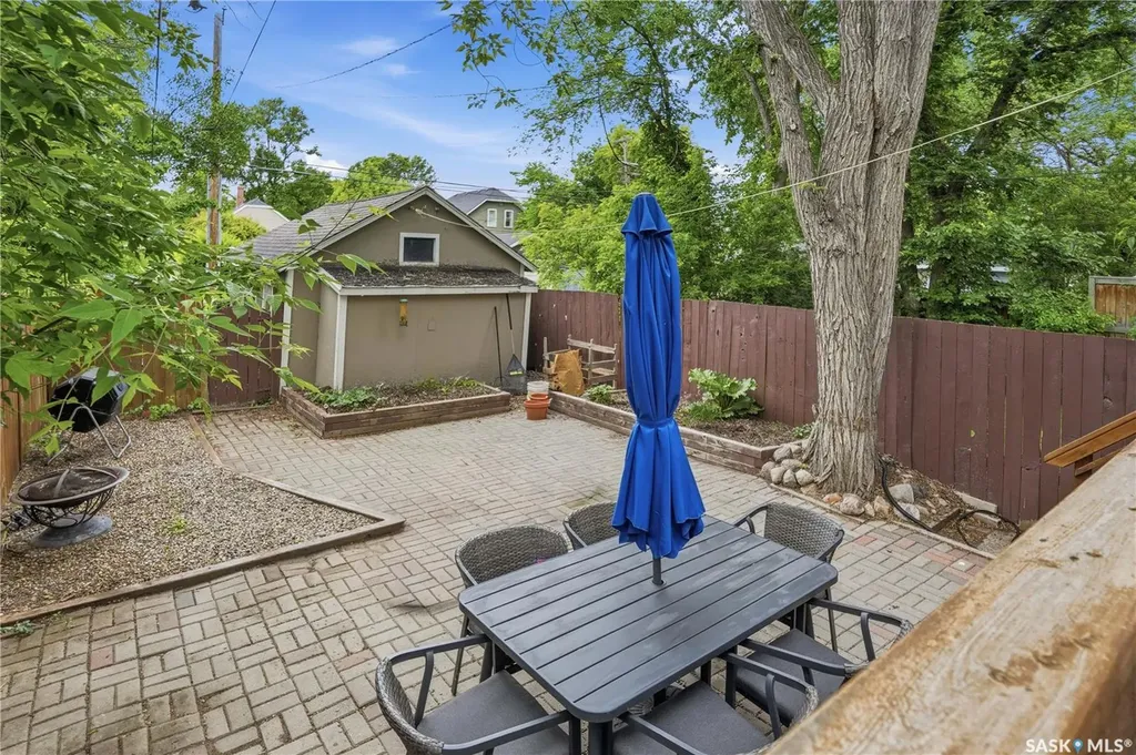 2124 Argyle Street Regina SK S4T 3S9