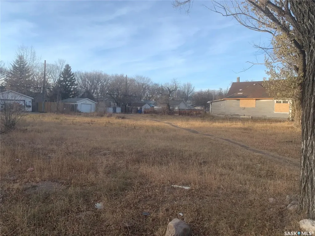 1252 Retallack Street Regina SK S4T 2H7