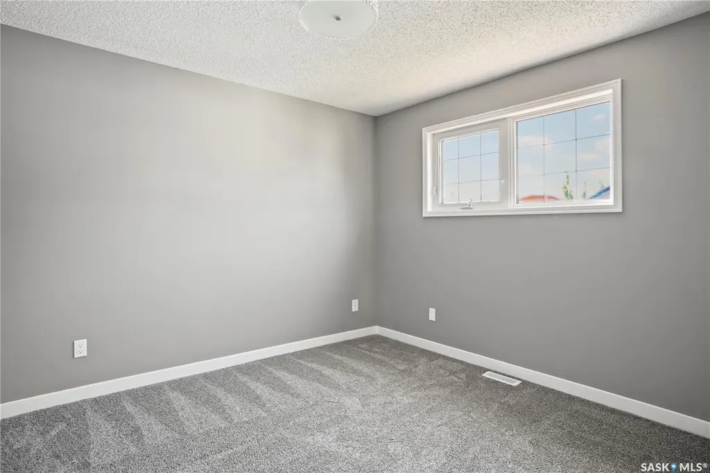 3331 Parkland Drive E Regina SK S4V 1V7