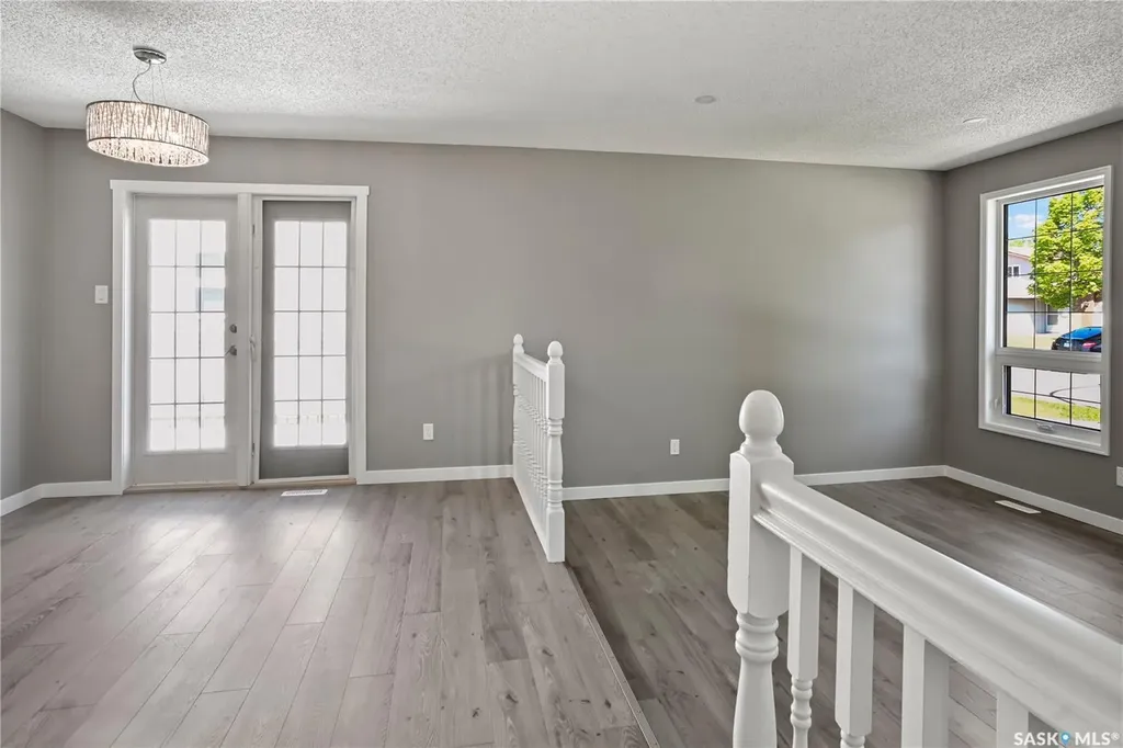3331 Parkland Drive E Regina SK S4V 1V7