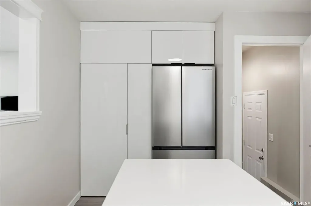 2638 Eastview Saskatoon SK S7J 3G8